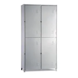ROUPEIRO COM 4 PORTAS INSALUBRES