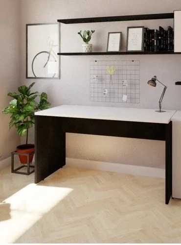 Mesa Black White
