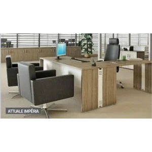 Mesa em L com mesa auxiliar
